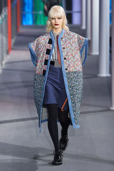 Look 23